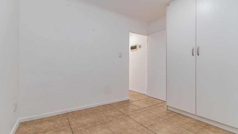2 Bedroom Property for Sale in De Kelders Western Cape